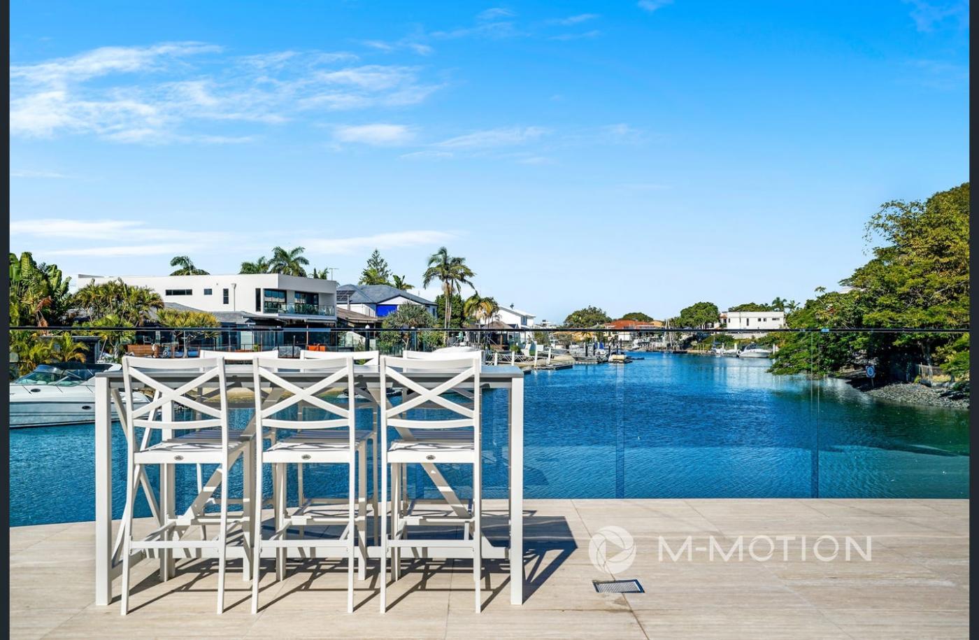 1/25 Inga Avenue, Surfers Paradise - M-Motion Giselda Accinelli Best Property Manager Gold Coast image