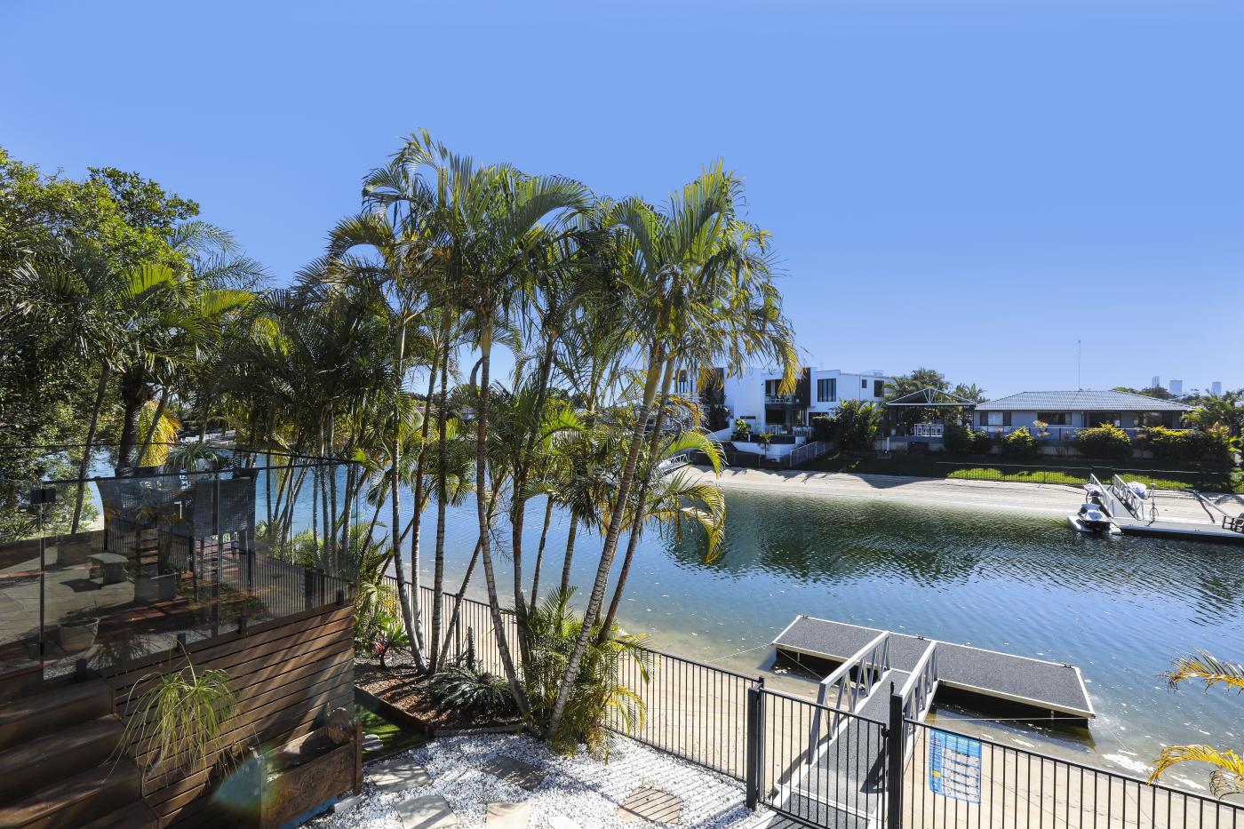 M-Motion Real Estate Agency, 27 Coobowie Street, Broadbeach Waters, Qld 4218, Michael Mahon, Lauren Mahon, Best Real Estate Agent Gold Coast
