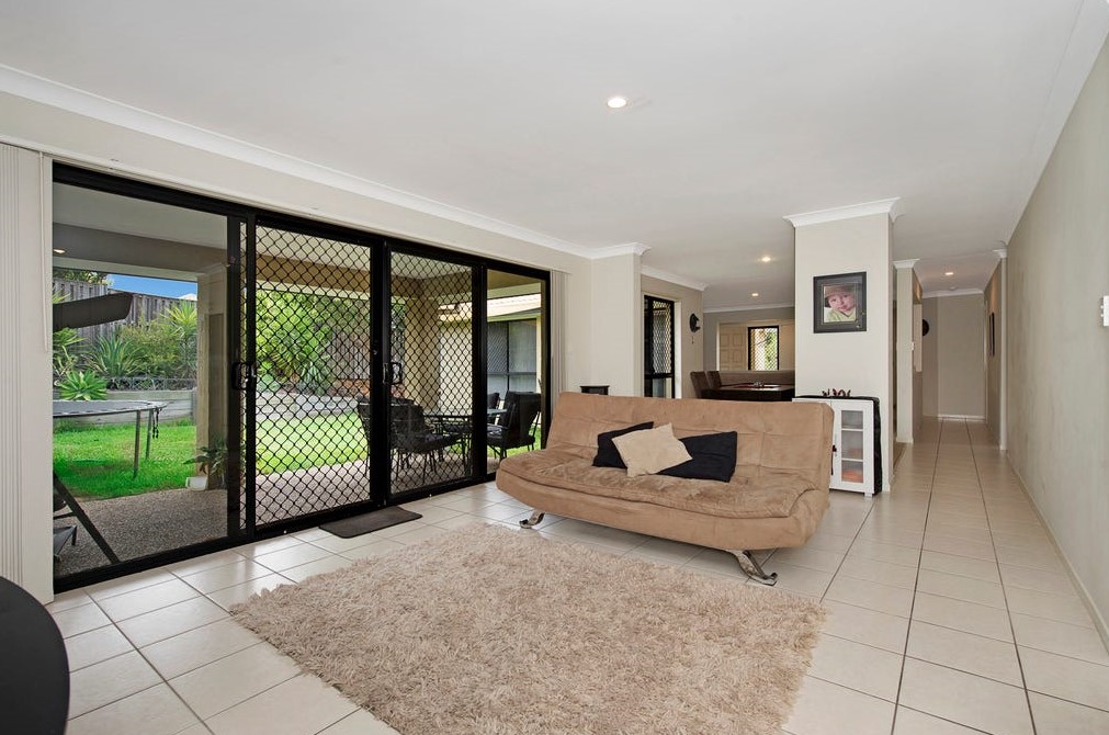 14 Taske Rise, Pacific Pines QLD M-Motion Giselda Accinelli Best Property Manager Gold Coast