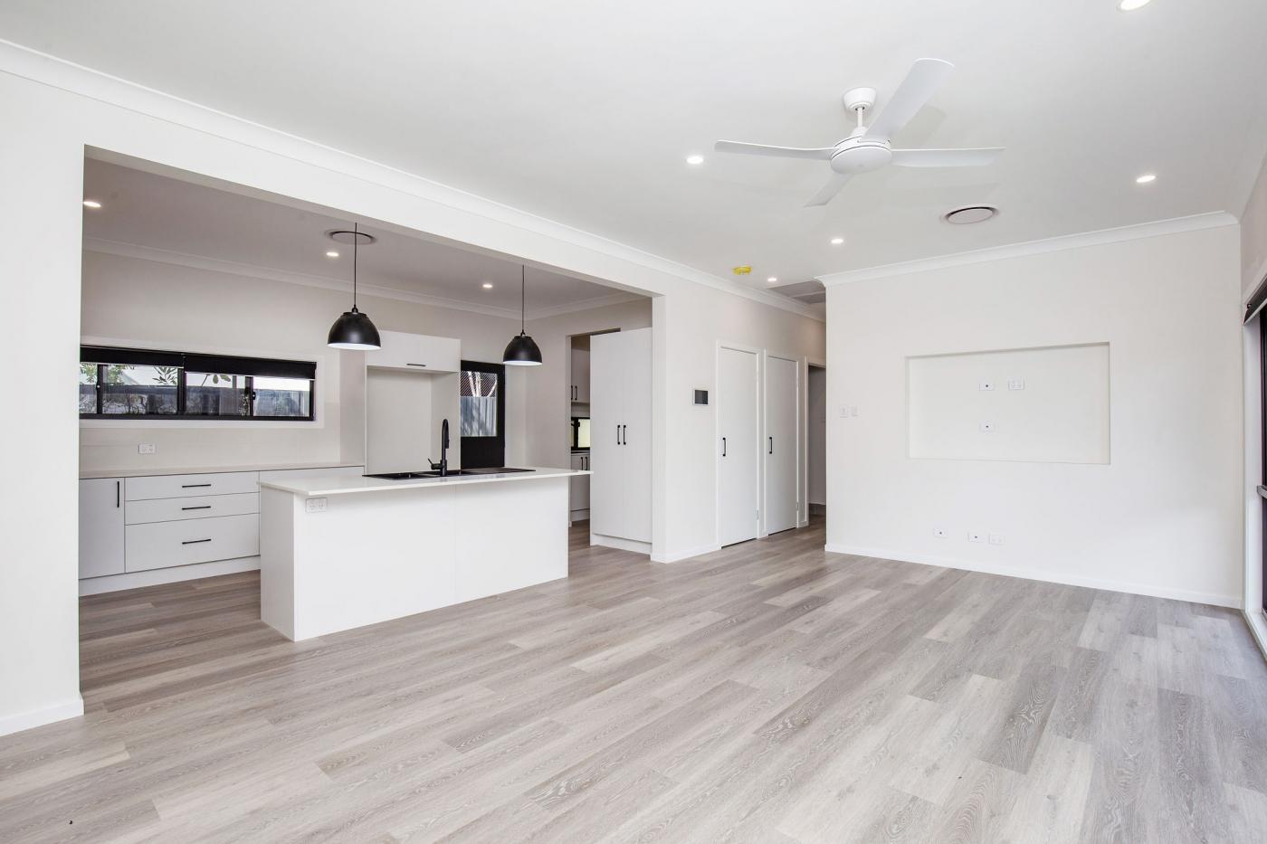 30 Allan St, Southport QLD 4215 M-Motion Giselda Accinelli Best Property Manager Gold Coast