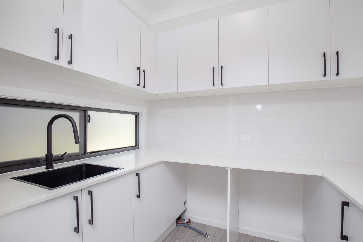 30 Allan St, Southport QLD 4215 M-Motion Giselda Accinelli Best Property Manager Gold Coast