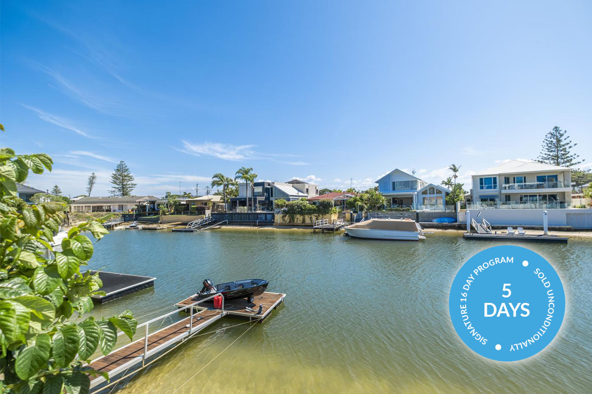 M-Motion-Real-Estate-Agency-4-The-Lido-Isle-of-Capri-Gold-Coast-Michael-Mahon-Lauren-Mahon-Best-Real-Estate-Agent