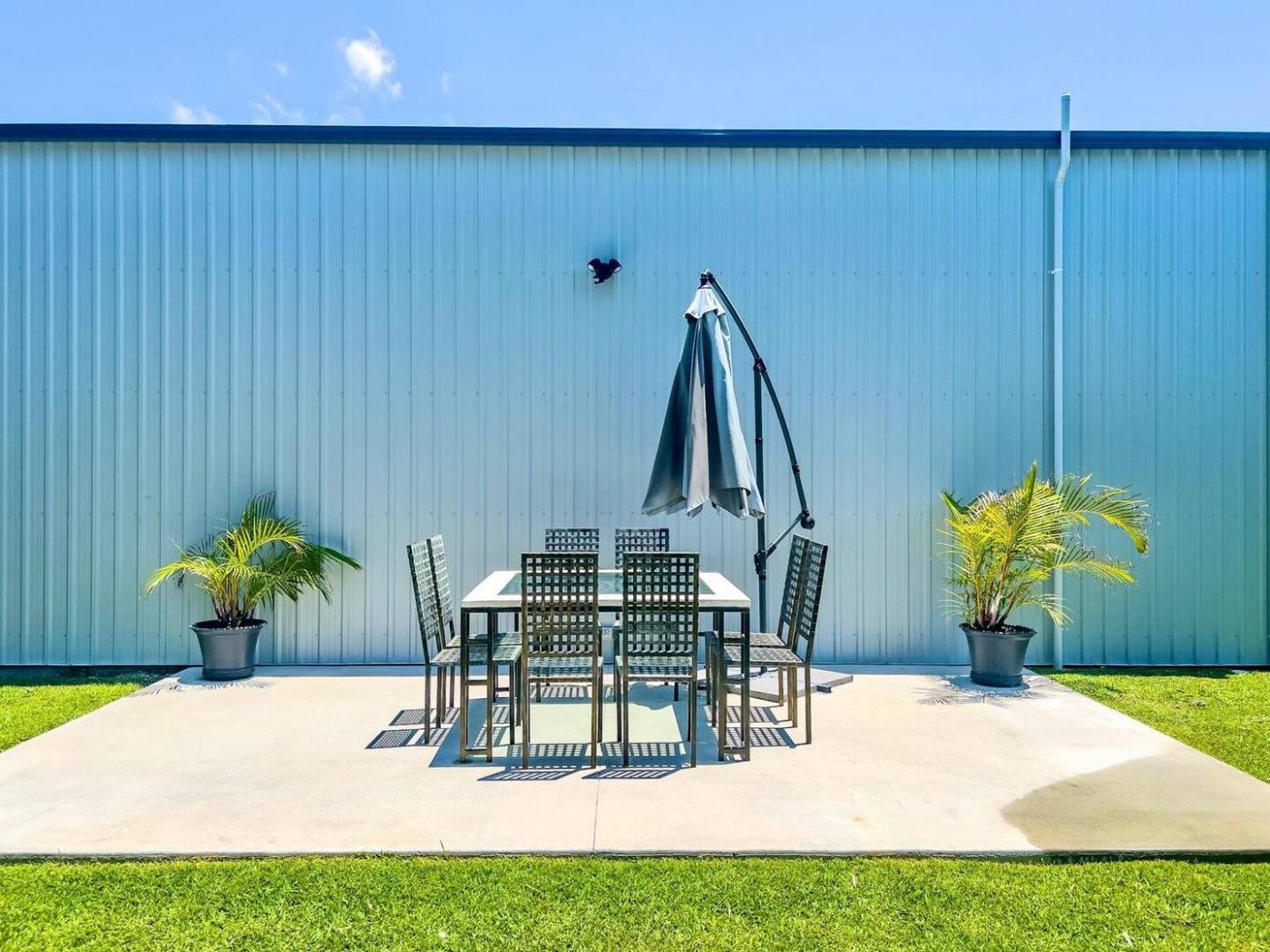 57 Victor Ave, Paradise Point QLD 4216 M-Motion Giselda Accinelli Best Property Manager in Gold Coast