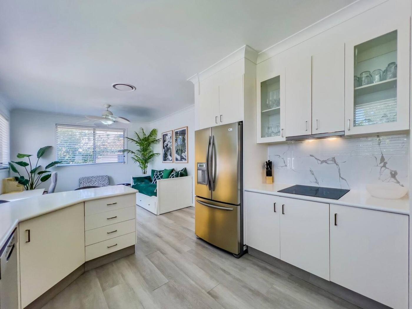 57 Victor Ave, Paradise Point QLD 4216 M-Motion Giselda Accinelli Best Property Manager in Gold Coast
