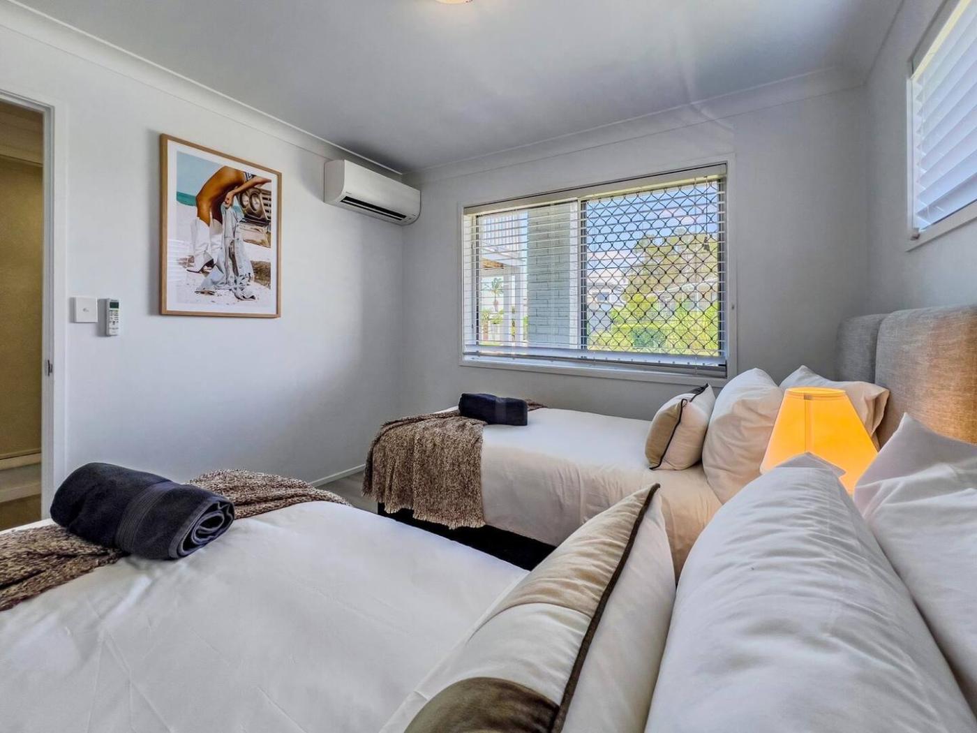 57 Victor Ave, Paradise Point QLD 4216 M-Motion Giselda Accinelli Best Property Manager in Gold Coast
