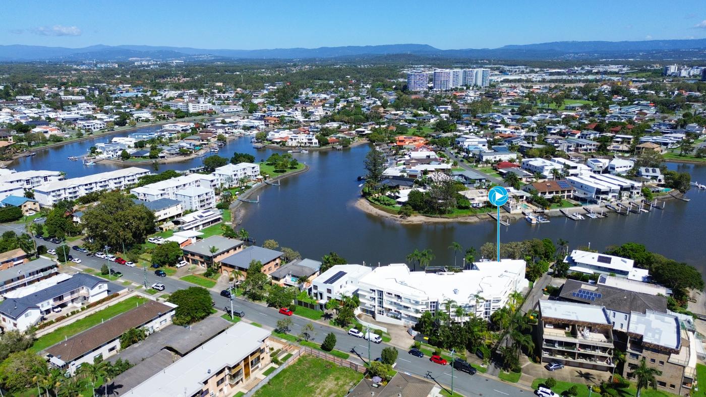 17/52 Back St, Biggera Waters QLD 4216 M-Motion Giselda Accinelli Best Property Manager in Gold Coast
