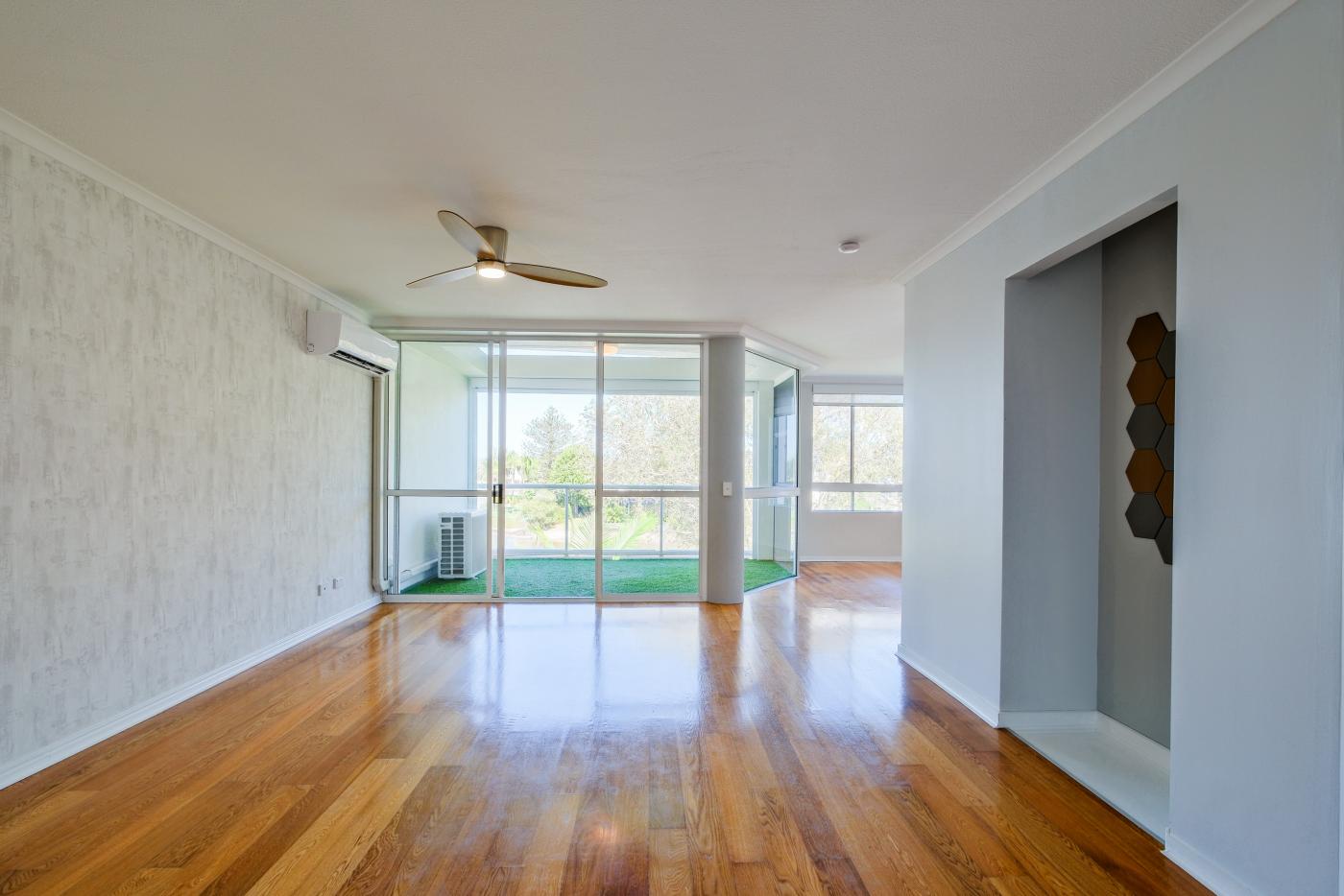 17/52 Back St, Biggera Waters QLD 4216 M-Motion Giselda Accinelli Best Property Manager in Gold Coast