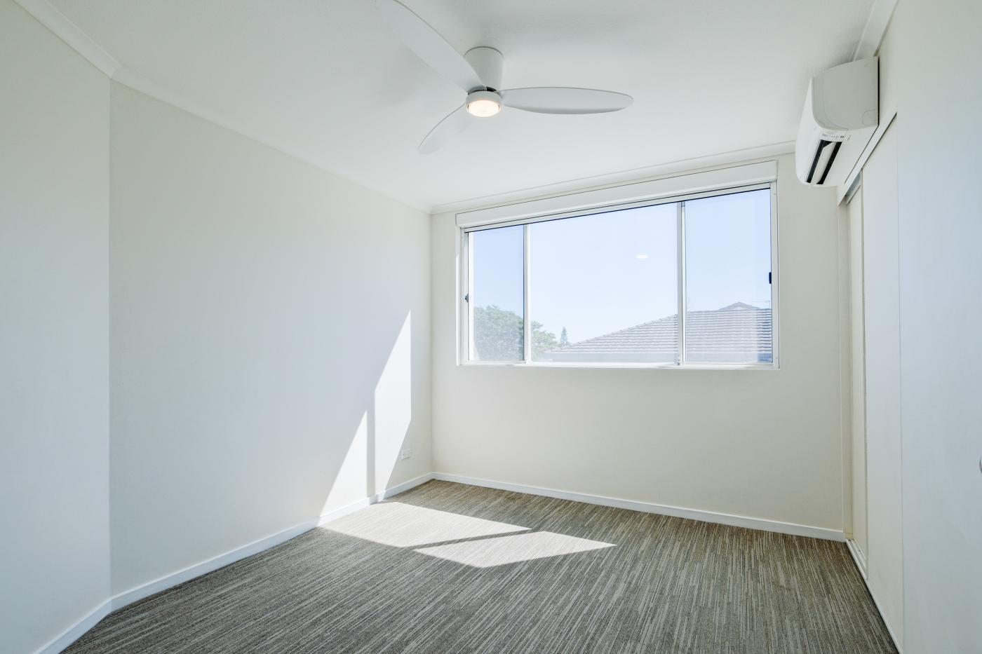 17/52 Back St, Biggera Waters QLD 4216 M-Motion Giselda Accinelli Best Property Manager in Gold Coast