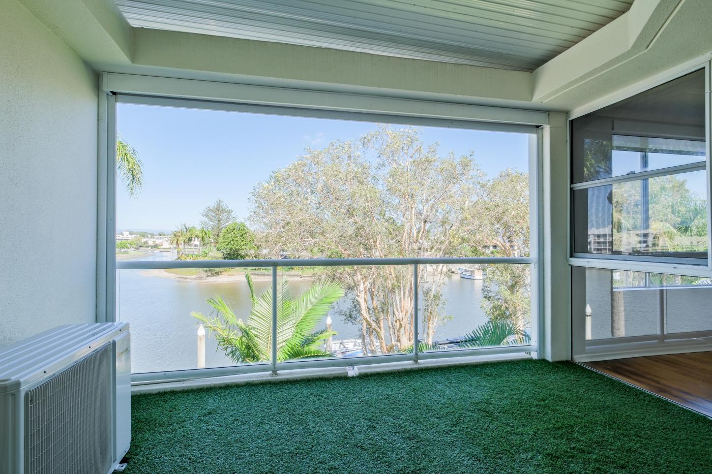 17/52 Back St, Biggera Waters QLD 4216 M-Motion Giselda Accinelli Best Property Manager in Gold Coast