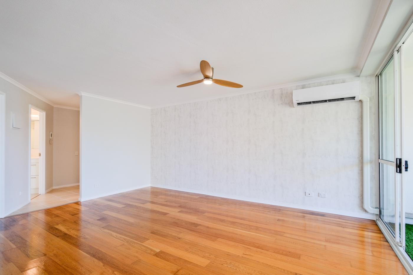 17/52 Back St, Biggera Waters QLD 4216 M-Motion Giselda Accinelli Best Property Manager in Gold Coast