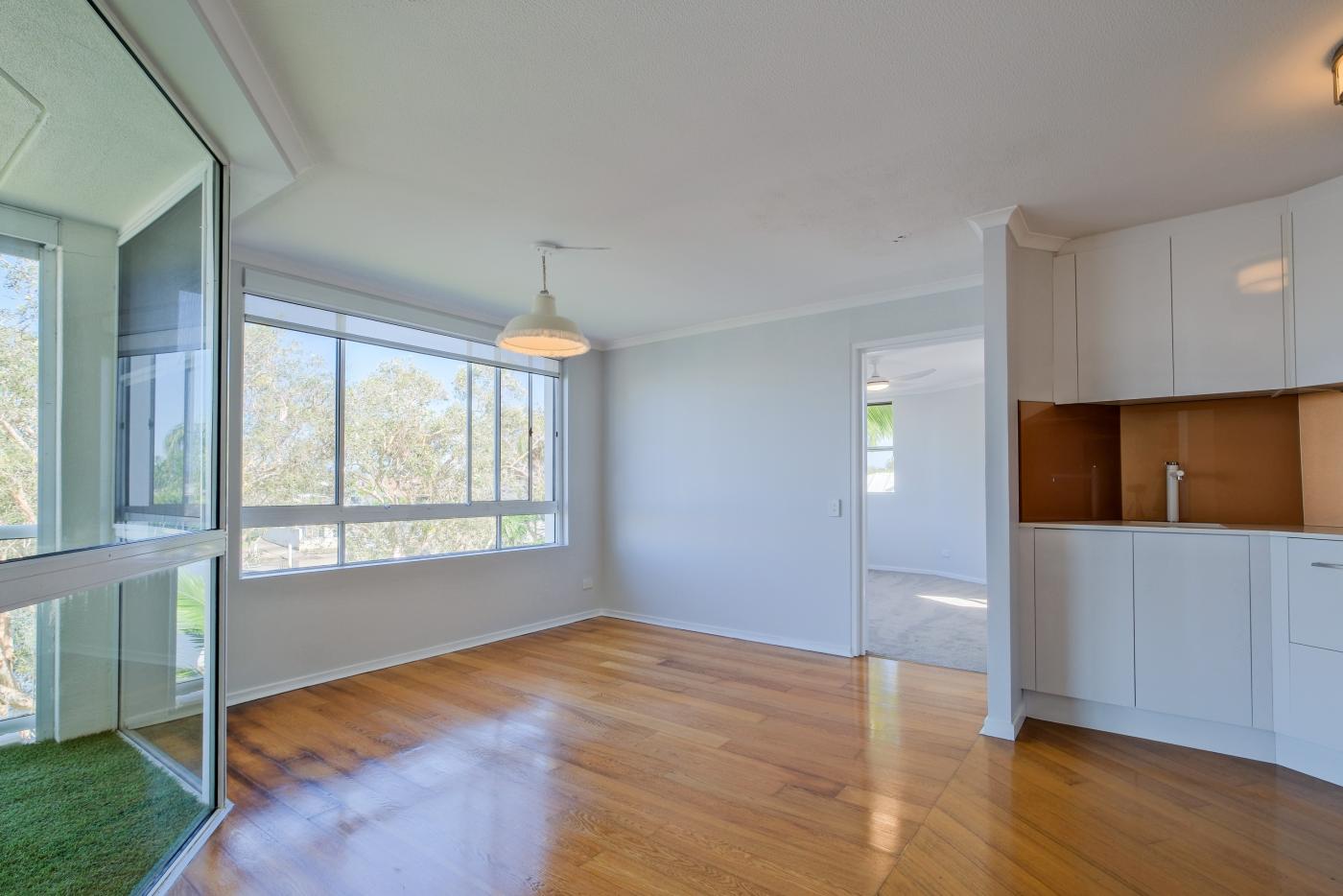 17/52 Back St, Biggera Waters QLD 4216 M-Motion Giselda Accinelli Best Property Manager in Gold Coast
