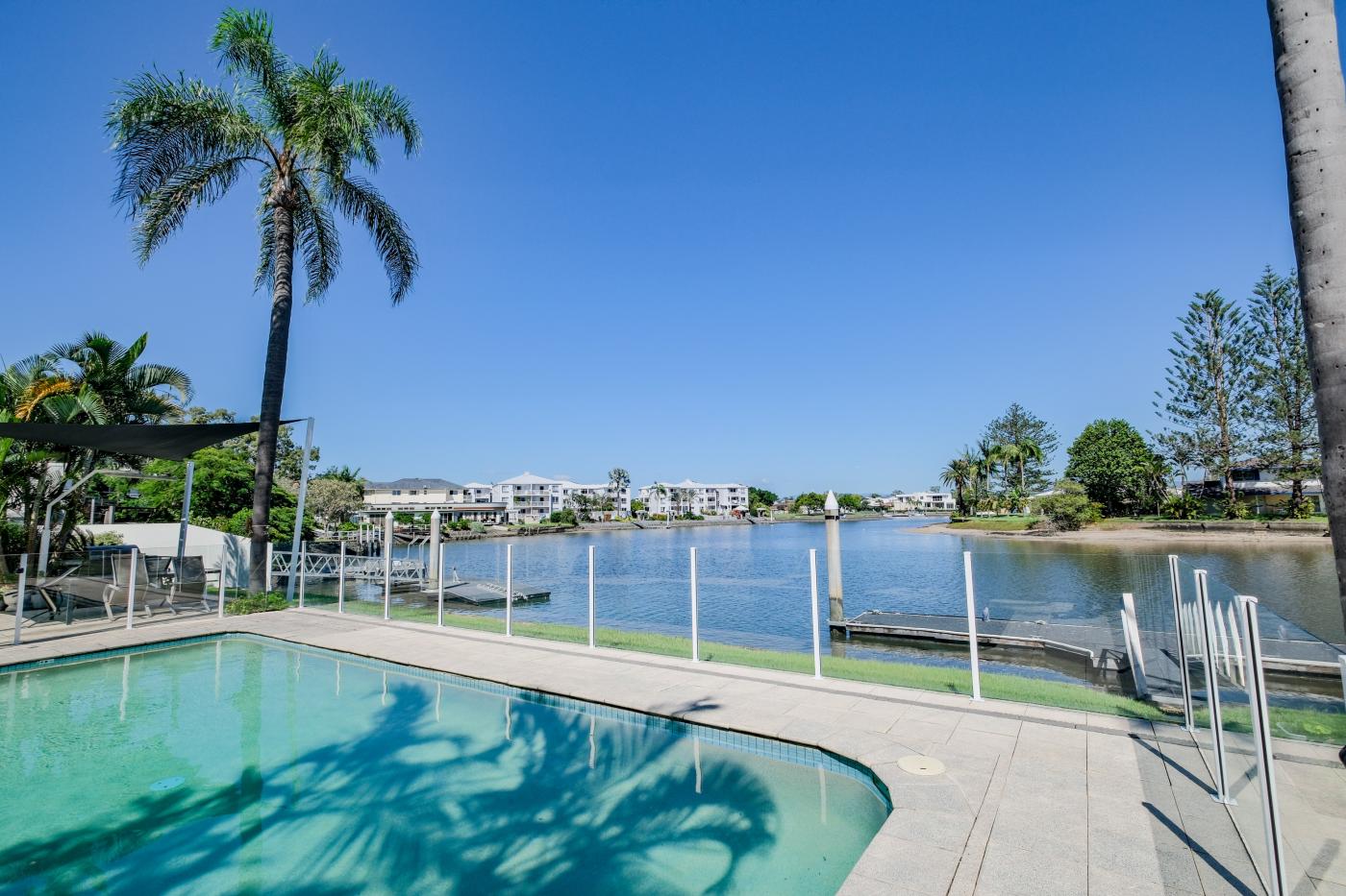17/52 Back St, Biggera Waters QLD 4216 M-Motion Giselda Accinelli Best Property Manager in Gold Coast