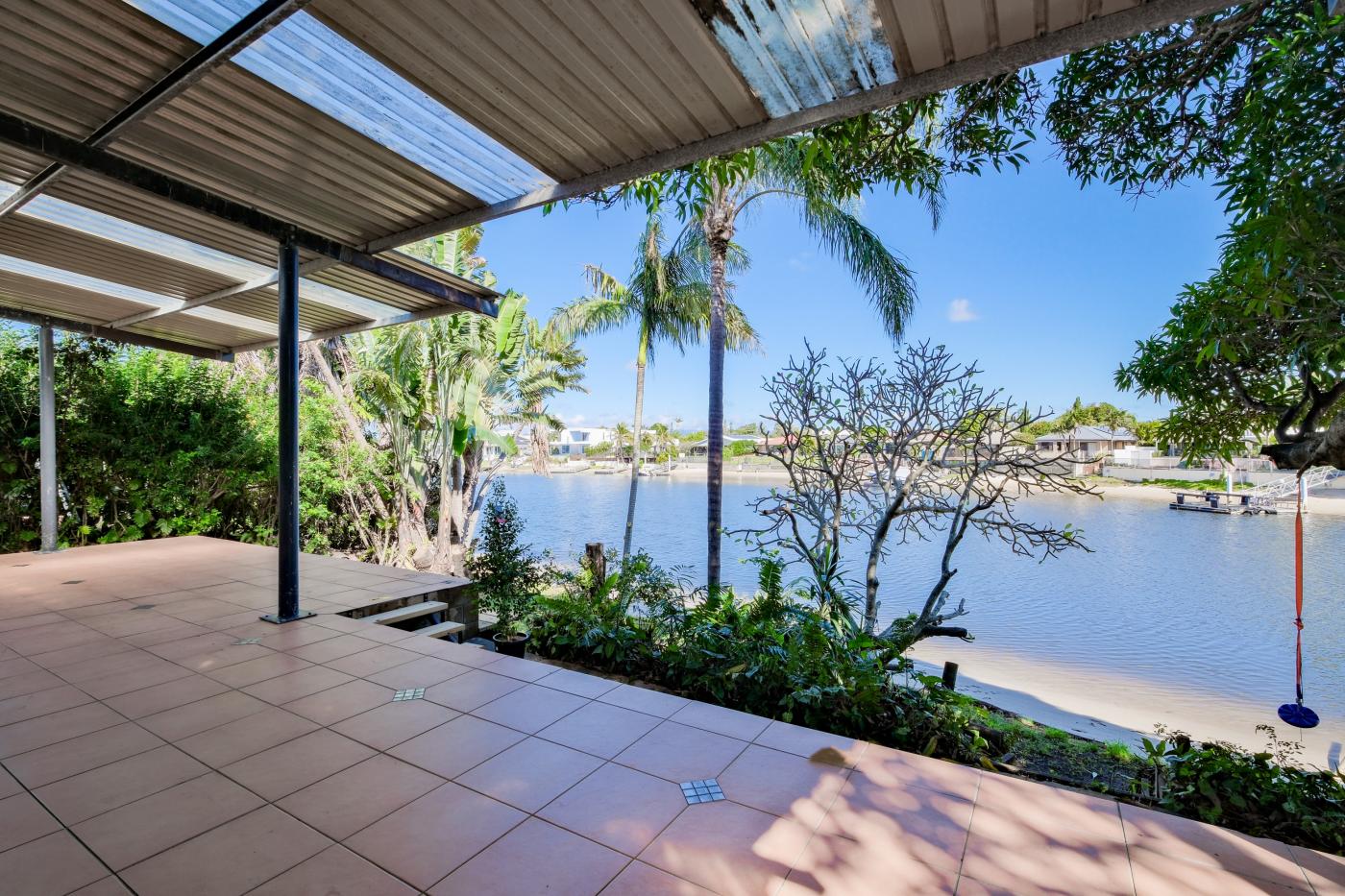 8 Orvieto Ave, Mermaid Waters QLD 4218 M-Motion Giselda Accinelli Best Property Manager in Gold Coast
