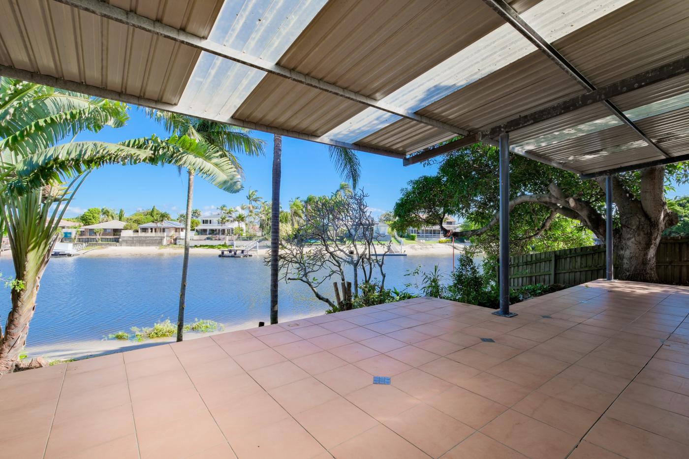 8 Orvieto Ave, Mermaid Waters QLD 4218 M-Motion Giselda Accinelli Best Property Manager in Gold Coast
