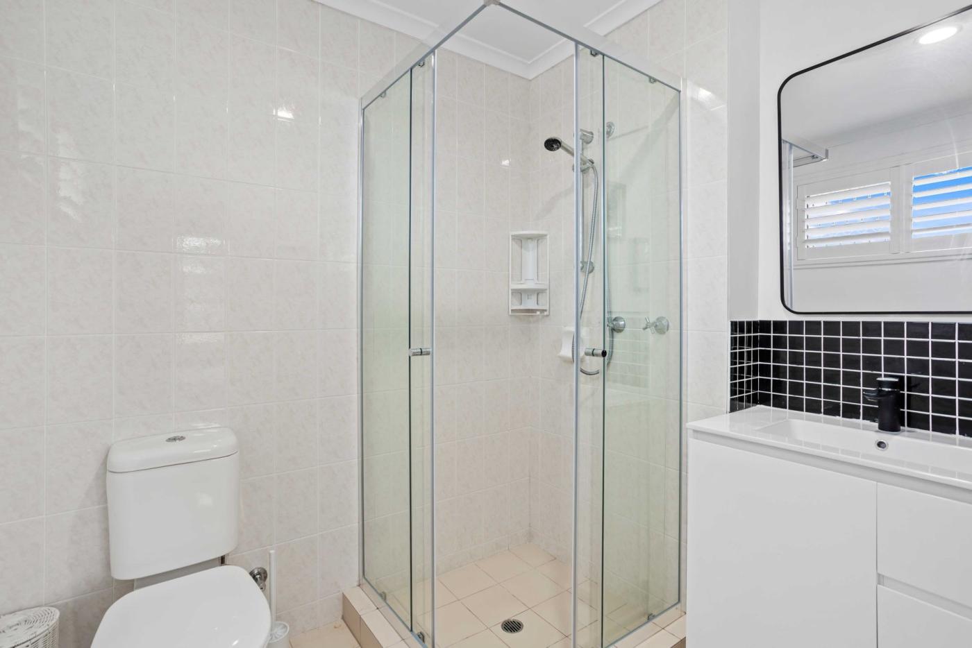 11 Topaz Ct, Hollywell QLD 4216 M-Motion Giselda Accinelli Best Property Manager in Gold Coast