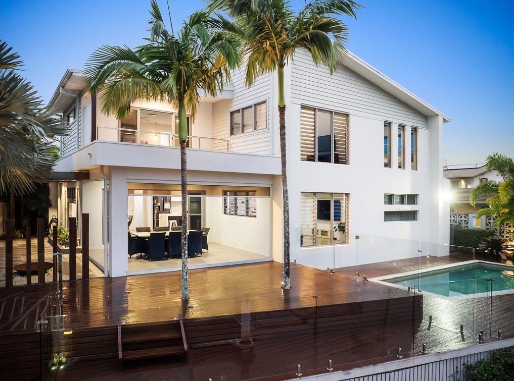 23 Pearl Ky, Broadbeach Waters QLD 4218 M-Motion Giselda Accinelli Best Property Manager in Gold Coast
