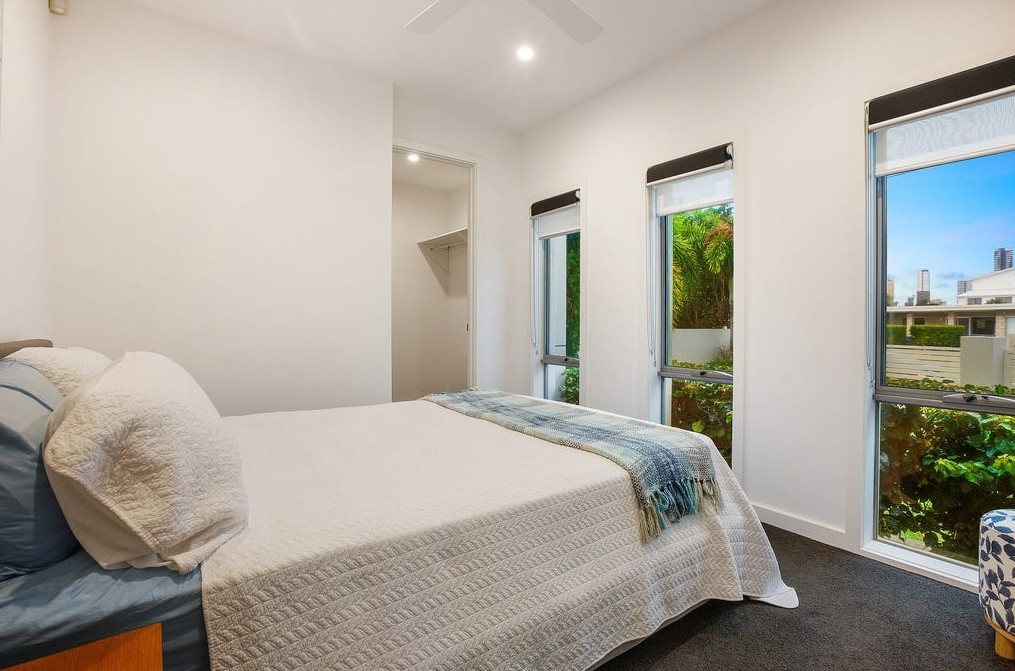 23 Pearl Ky, Broadbeach Waters QLD 4218 M-Motion Giselda Accinelli Best Property Manager in Gold Coast