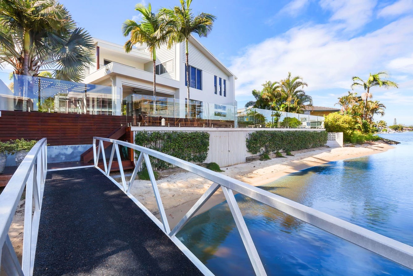 23 Pearl Ky, Broadbeach Waters QLD 4218 M-Motion Giselda Accinelli Best Property Manager in Gold Coast