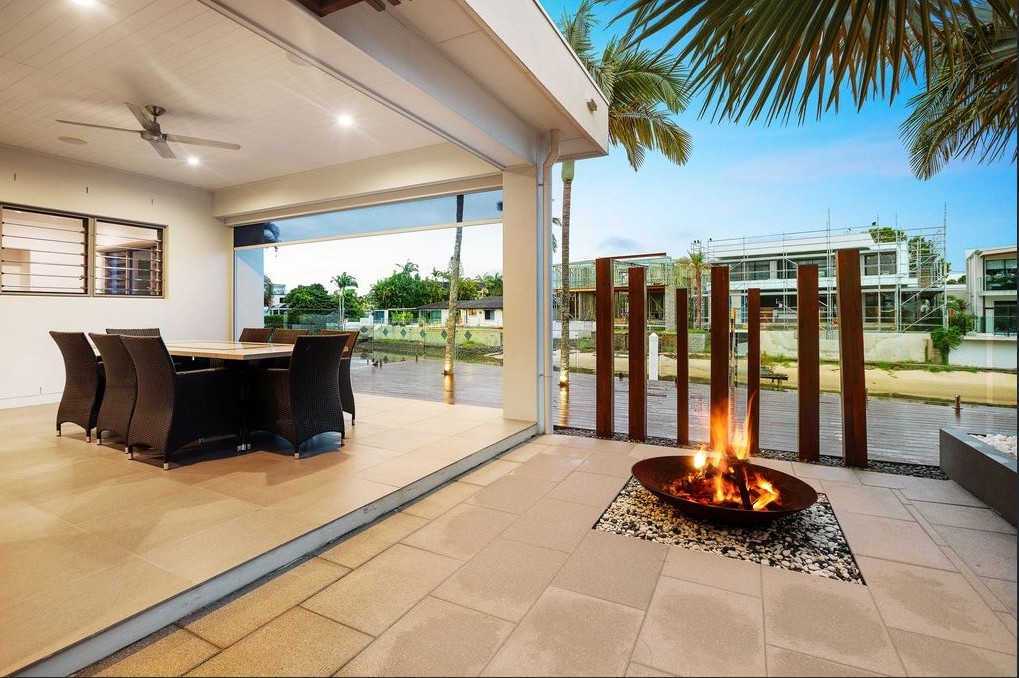23 Pearl Ky, Broadbeach Waters QLD 4218 M-Motion Giselda Accinelli Best Property Manager in Gold Coast